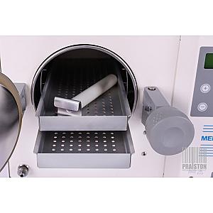 Autoclave de esterilización por vapor MELAtronic 15EN