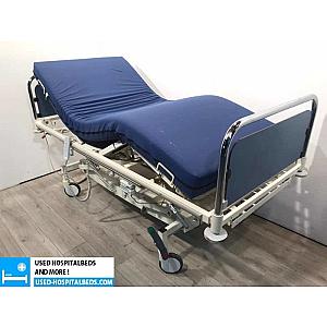 3 Sections Electrical Hospital Bed Praktika Plus 50