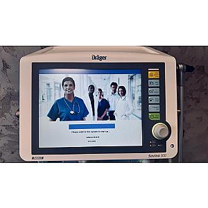 Savina 300 Select ventilator