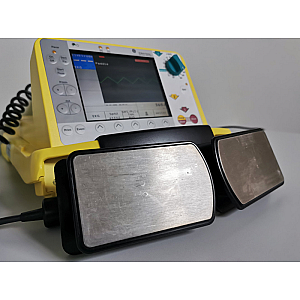 Defibrillator RESPONDER 3000
