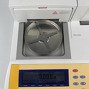 Analizador de humedad MA100H