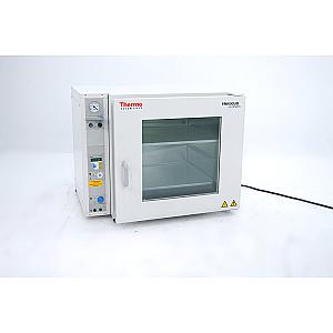 Vacuum Oven VT 6130 M