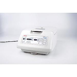 Shandon Cytospin 4 centrifuge