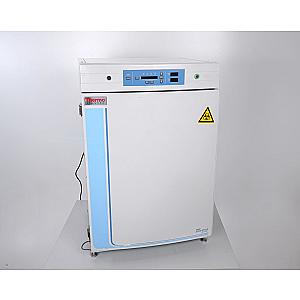 Forma Steri-Cycle Model 381 CO₂ incubator