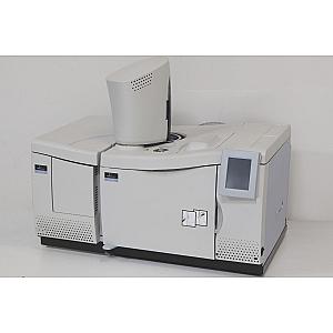 Cromatógrafo de fase gaseosa Clarus 600