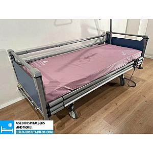 3-Sections Electric Hospital Bed NR 01B