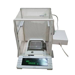 AT200 Analytical Balance